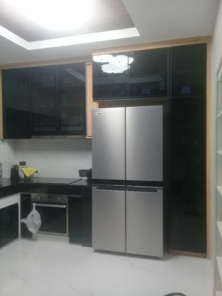 Glass Kitchen Cabinets