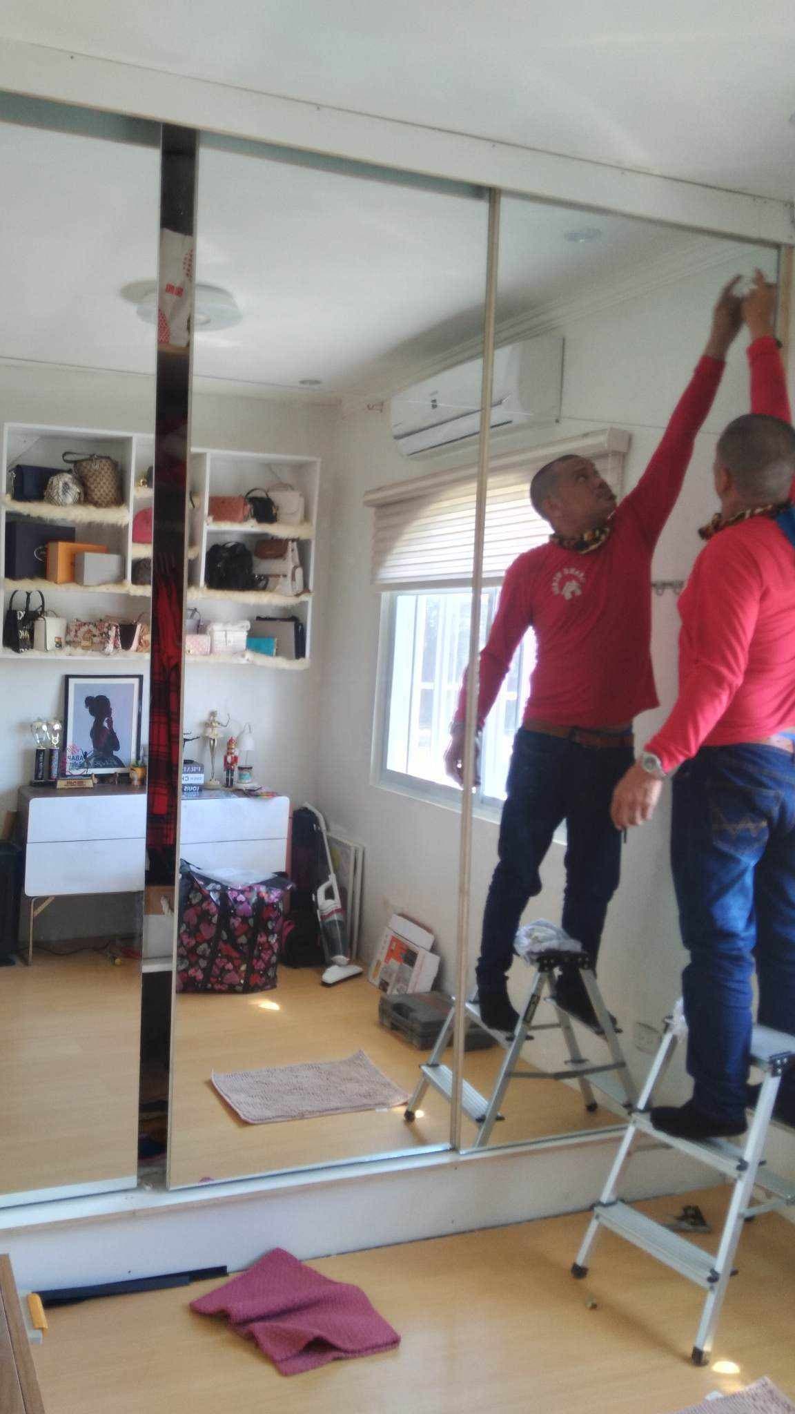 Mirror Wall
