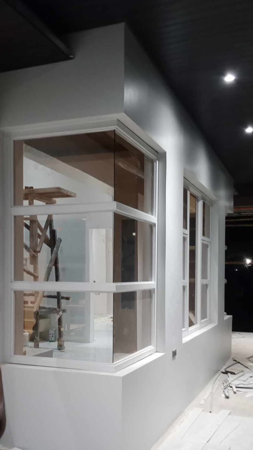 Fixed Glass